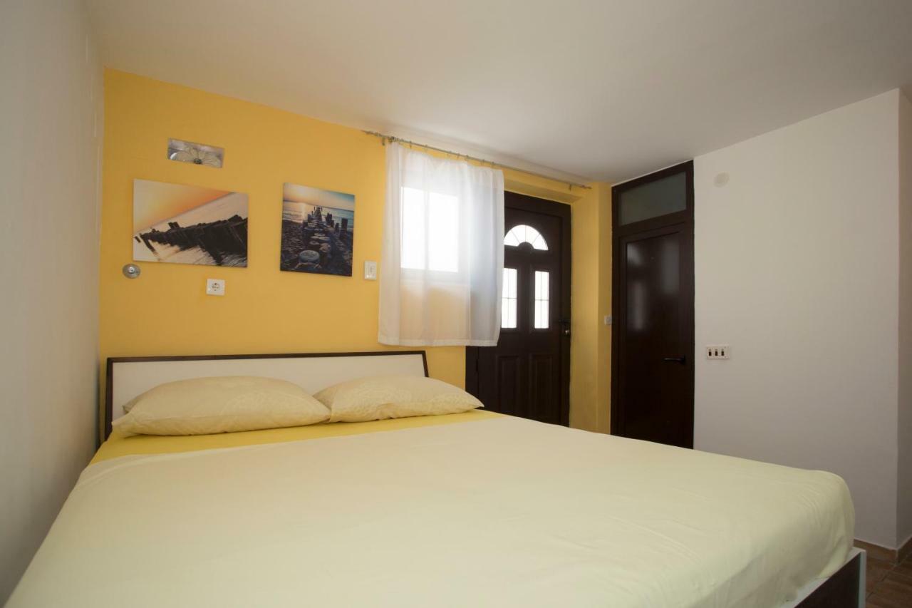 Room Dioklecijan Split Exterior photo